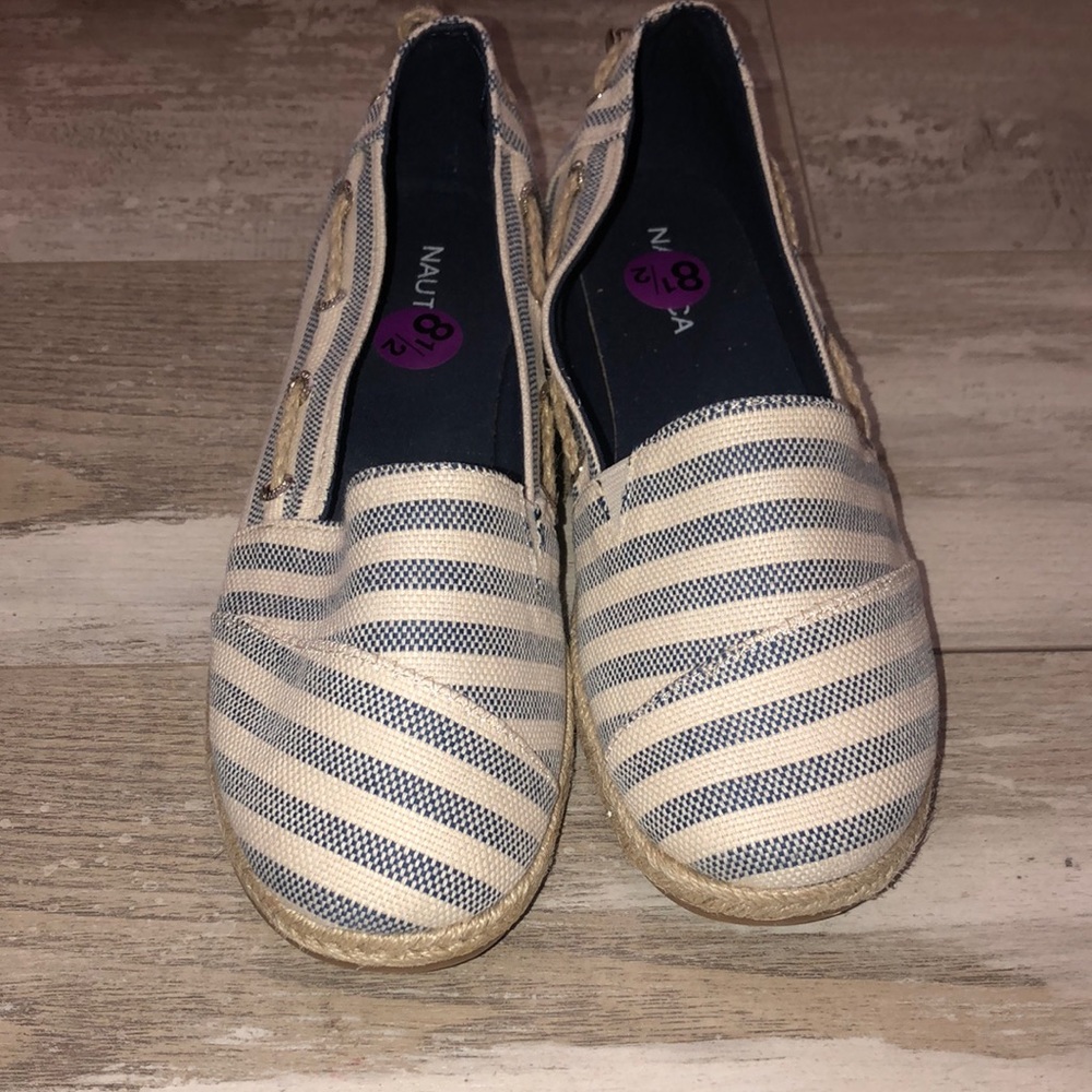 Nautica rudder striped espadrilles flats size 8.5